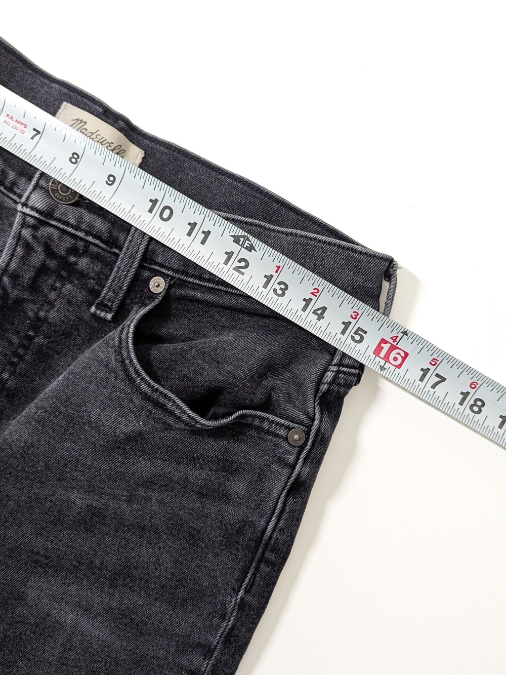 Madewell, The Perfect Vintage Jean, Faded Black Wash, Size 29, Straight Leg - Picture 5 of 16